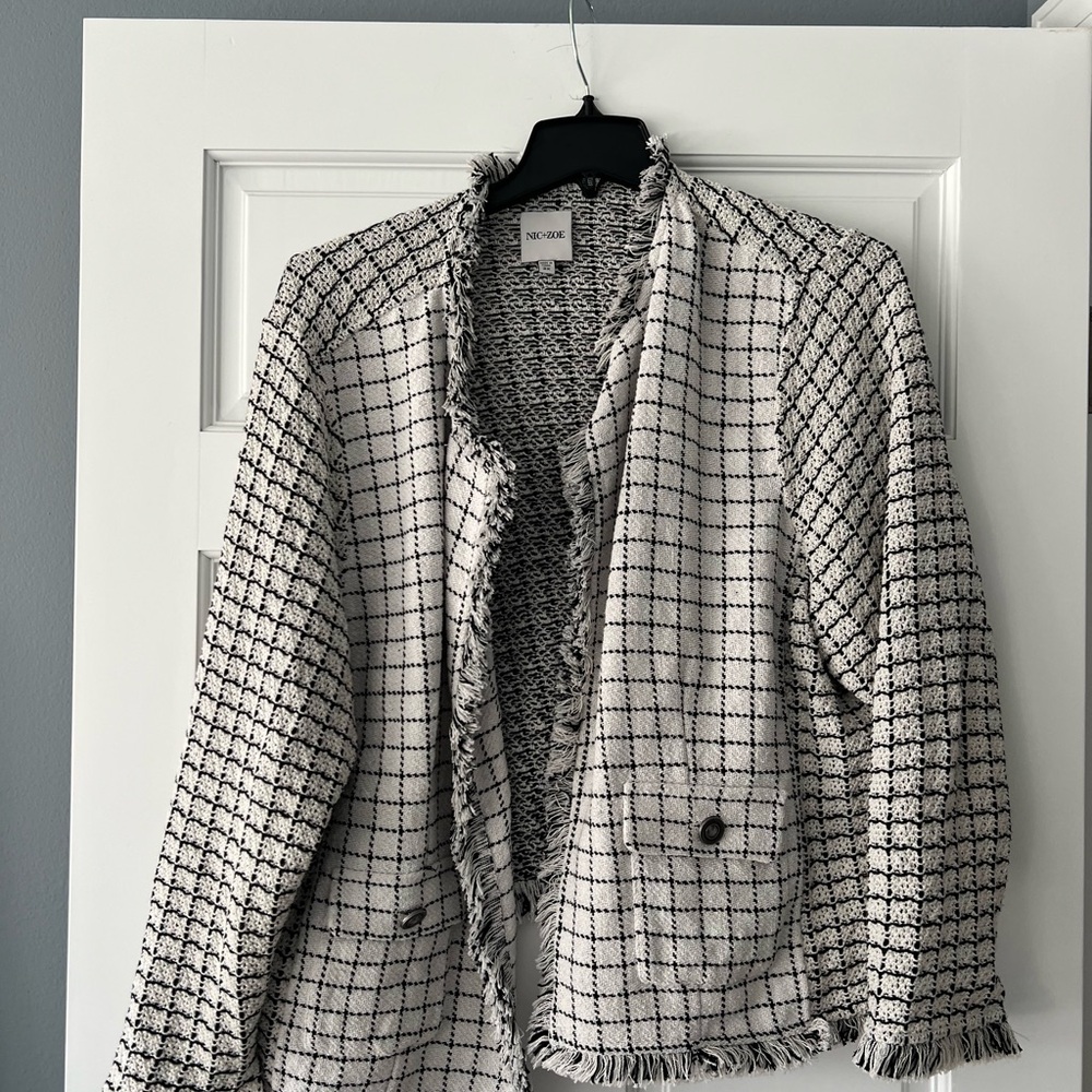 NIC+ZOE Textured Black and White Blazer